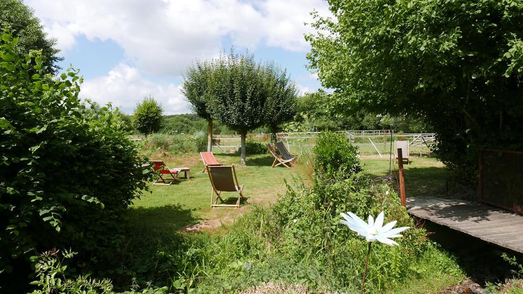 La Cage Aux Oiseaux Bed & Breakfast La Lande-de-Goult Eksteriør bilde