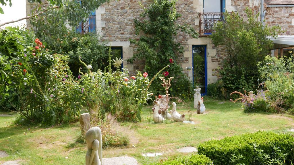 La Cage Aux Oiseaux Bed & Breakfast La Lande-de-Goult Eksteriør bilde