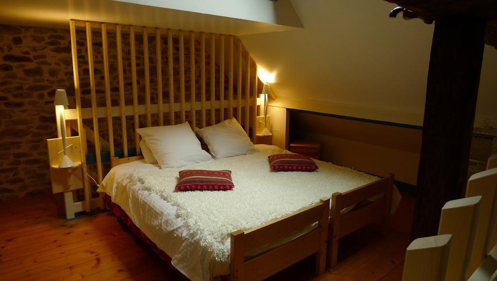 La Cage Aux Oiseaux Bed & Breakfast La Lande-de-Goult Eksteriør bilde